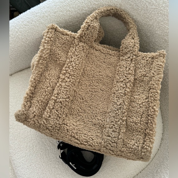 Marc Jacob Sherpa tote bag - Picture 9 of 14